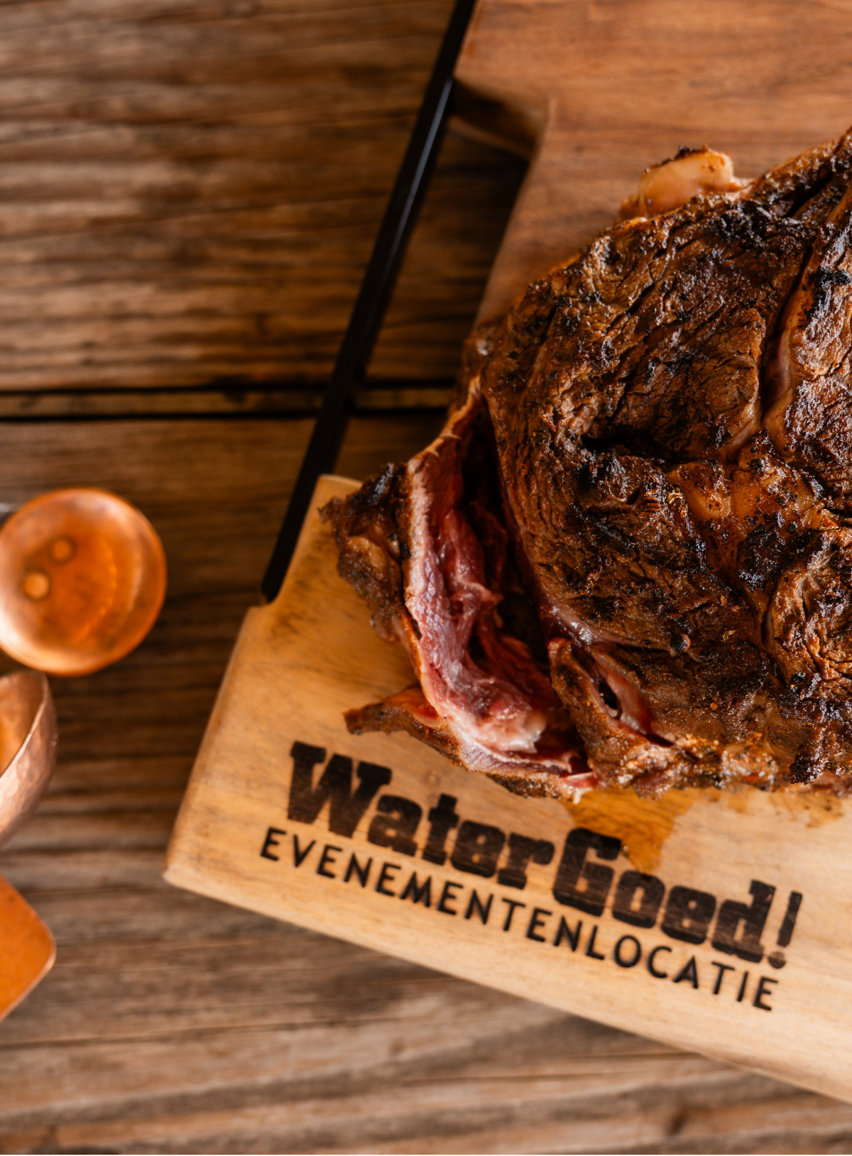 Prachtige steak op Watergoed plank